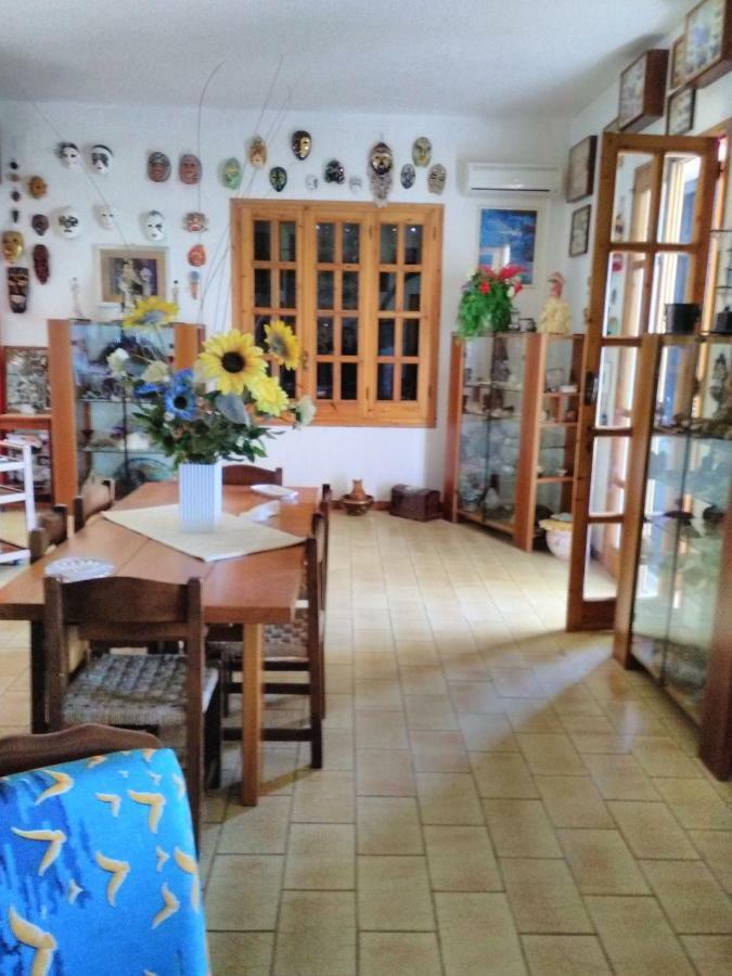Villa Adelina Сарок Екстериор снимка