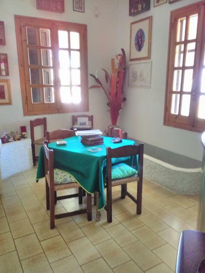 Villa Adelina Сарок Екстериор снимка